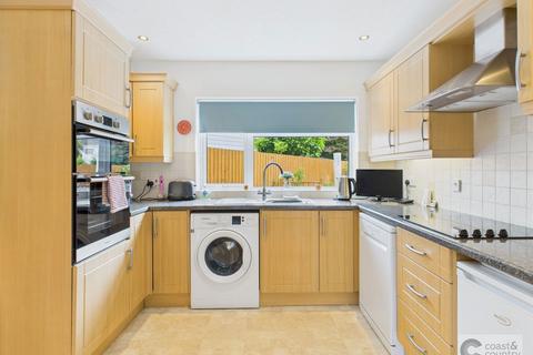 3 bedroom semi-detached house for sale, Lang Way, Ipplepen