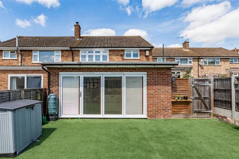 39 Saxon Close, Northfleet, Gravesend, DA11 8HA
