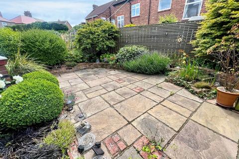 3 bedroom semi-detached house for sale, Windsor Road, Whitley Bay, Tyne and Wear, NE25 8EH