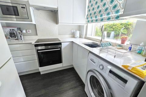 3 bedroom semi-detached house for sale, Windsor Road, Whitley Bay, Tyne and Wear, NE25 8EH