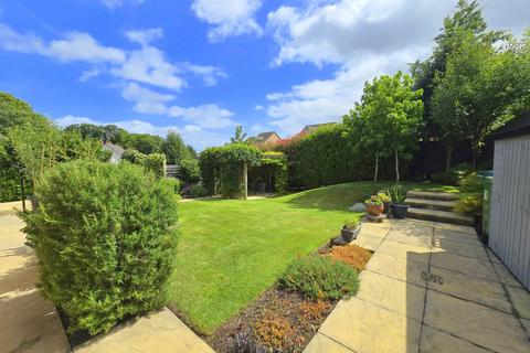 4 bedroom detached house for sale, Belvoir Road, Bideford