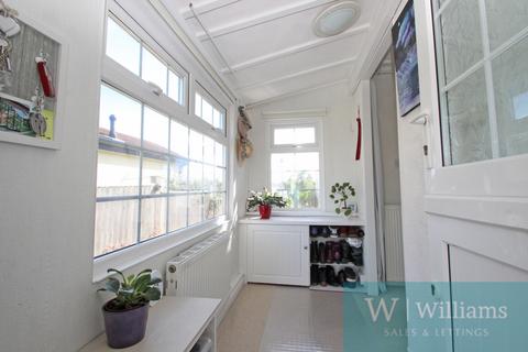 1 bedroom park home for sale, Medina Park, Folly Lane, East Cowes, Isle of Wight