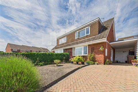 Hilltop Avenue, Bewdley, DY12 1HY