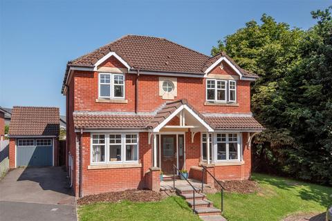 28 Morley Croft, Farington Moss, Leyland, PR26 6QS