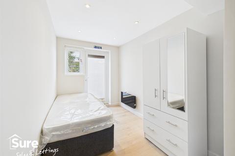 undefined, Horton Gardens, Hemel Hempstead, Hertfordshire, HP2 7NF