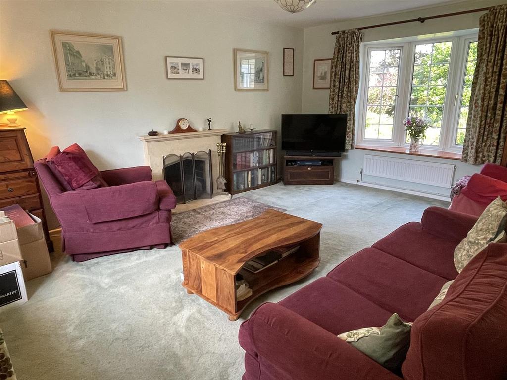 Sitting Room.jpg