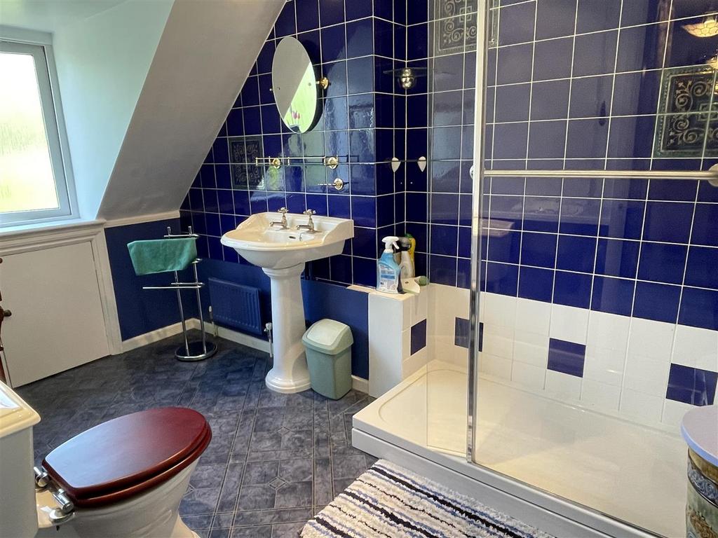 Shower room.jpg