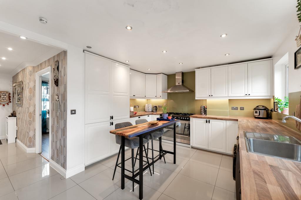 5 New Hall Lane, Cambourne (5)