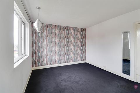 53 Lound Road, Sheffield, S9 4BH