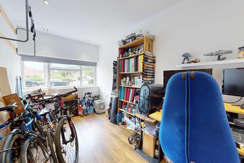 23 Coaching Walk, Northampton, NN3 3EU