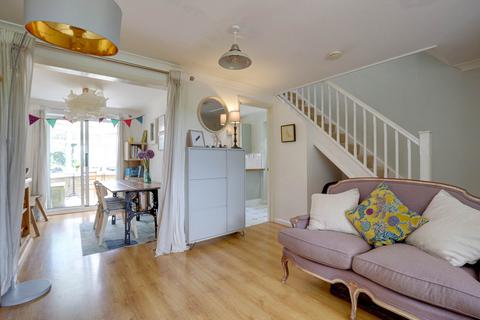 12 Morlais, Emmer Green, Reading, RG4 8PQ