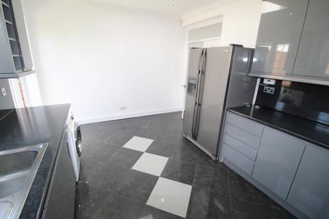 32 Millais Gardens, Edgware, HA8 5SY