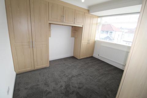 32 Millais Gardens, Edgware, HA8 5SY