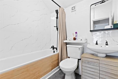 undefined, South Norwood Hill, SE25