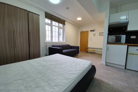 undefined, 2a Burnside Road LG3 Dagenham RM8 1XD
