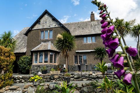5 bedroom detached house for sale, Ty Nant, Mill Street, Llwyngwril, LL37