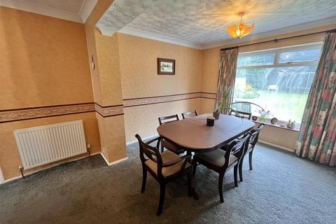 3 bedroom detached house for sale, Valley Drive, Handforth, Wilmslow