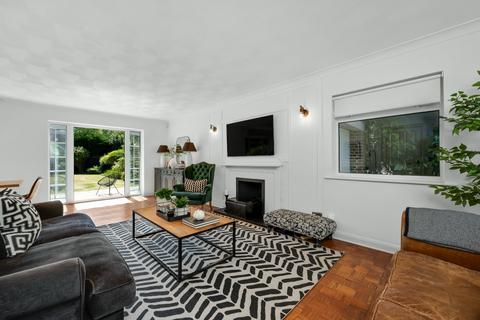 undefined, Dartnell Avenue, West Byfleet, Surrey, KT14