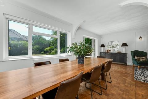 undefined, Dartnell Avenue, West Byfleet, Surrey, KT14