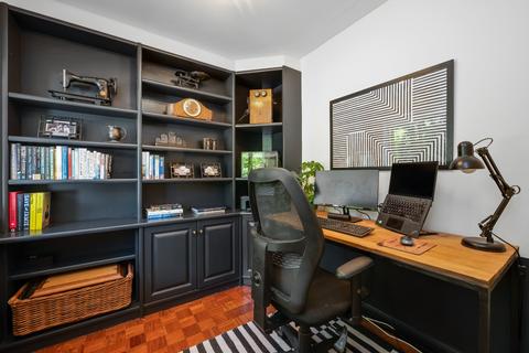 undefined, Dartnell Avenue, West Byfleet, Surrey, KT14