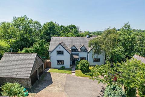 5 bedroom detached house for sale, Highgrove, Ystradowen, Cowbridge, Vale of Glamorgan, CF71 7TE