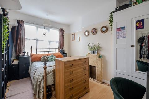 1 bedroom apartment to rent, Trelawn Road, London SW2