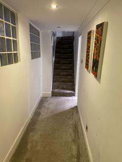 2 bedroom flat for sale, The Broadway, Maidstone ME16