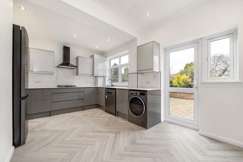 4 bedroom semi-detached house to rent, Ashgrove Road, Bromley BR1