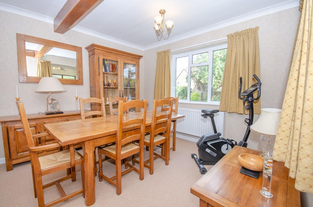 Dining area.jpg