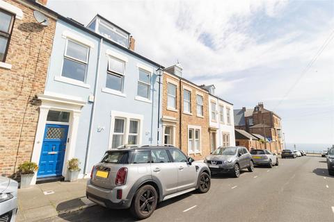 4 bedroom maisonette for sale, Lovaine Row, Tynemouth