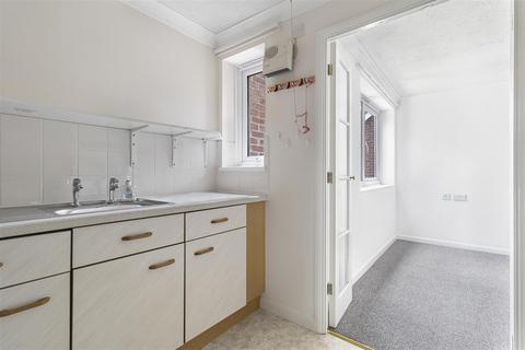 1 bedroom retirement property for sale, Station Street, Saffron Walden CB11