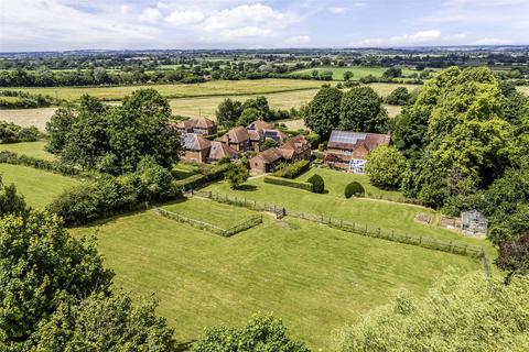 5 bedroom detached house for sale, Pye Lane, Swindon SN4