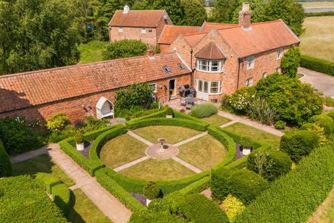 4 bedroom detached house for sale, Gowts Farm Main Road Saltfleet Louth LN11 7SB
