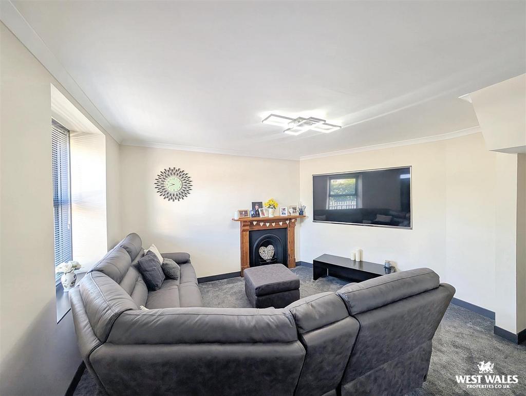 PXL 20250619 084353281.jpg