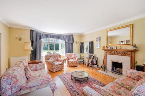 5 bedroom detached house for sale, Waterhouse Lane, Kingswood