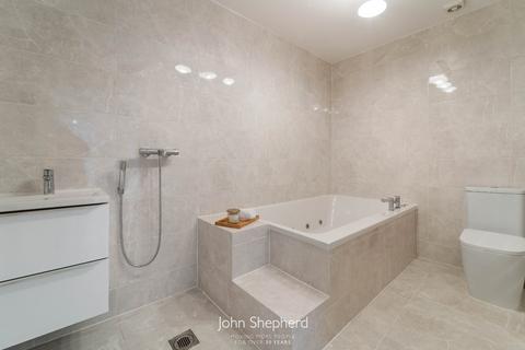 72 Burman Road, Shirley, Solihull, B90 2BQ