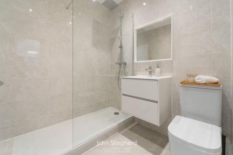 72 Burman Road, Shirley, Solihull, B90 2BQ