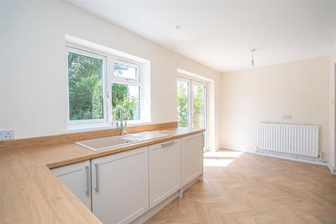3 bedroom semi-detached house for sale, 50 Beechwood Avenue, Wednesfield, Wolverhampton, WV11 1DT