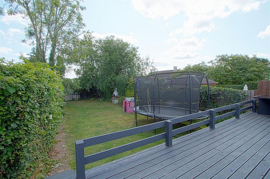 Garden 2.jpg