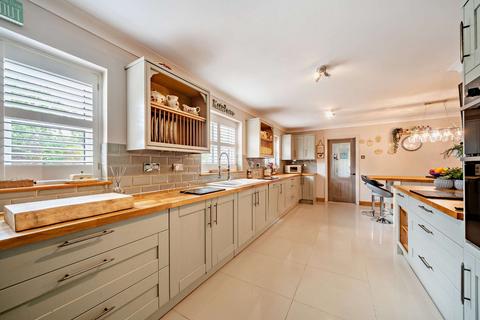 4 bedroom detached house for sale, Burghfield Bridge, Burghfield, Reading, Berkshire