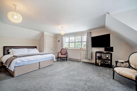 1 Burghfield Bridge, Burghfield, Reading, RG30 3XL