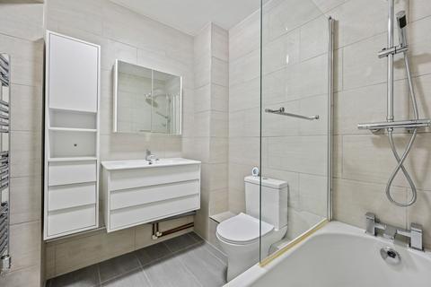 2 bedroom apartment to rent, Weir Road, Neville Court, SW12