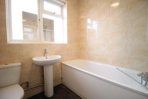 undefined, Victoria Road, Ruislip HA4