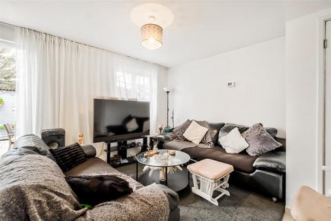35 Abbey Road, London, E15 3JZ