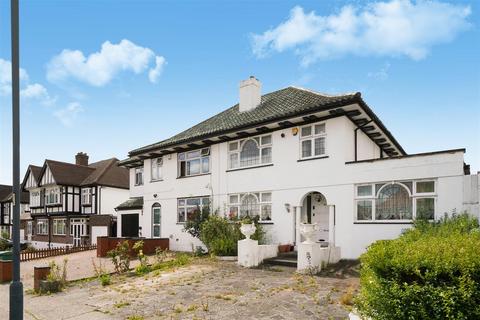 5 bedroom semi-detached house for sale, Paxford Road, Wembley