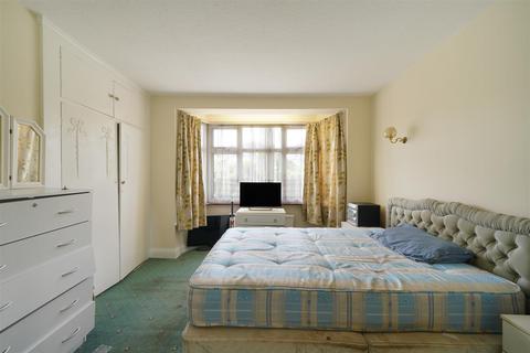 5 bedroom semi-detached house for sale, Paxford Road, Wembley