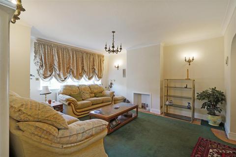 5 bedroom semi-detached house for sale, Paxford Road, Wembley