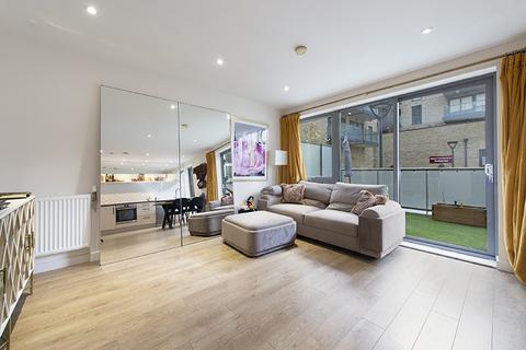 2 bedroom apartment for sale, at Felix Point, 5 Epstein Square, London E14