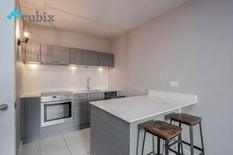 1 bedroom apartment to rent, Deals Gateway, London SE13