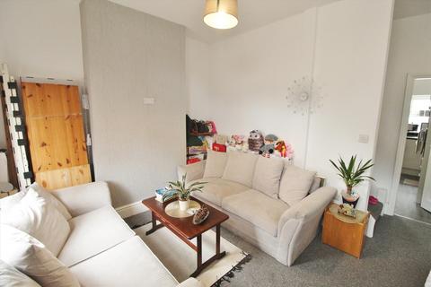 3 bedroom house for sale, Deansgate, Morecambe LA4